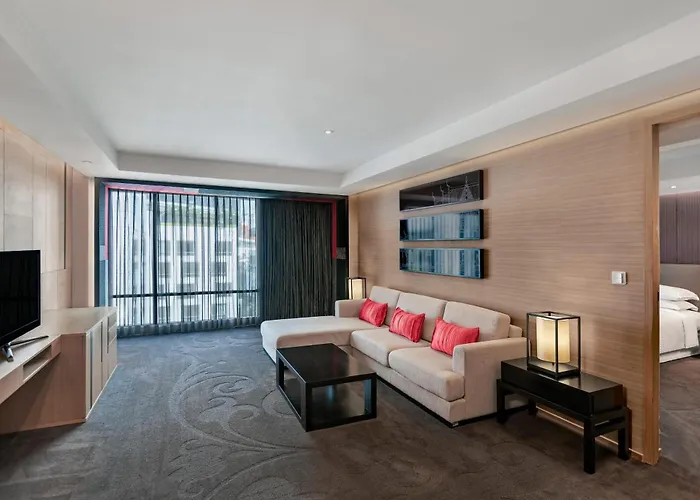 Paradox Sukhumvit מלון
