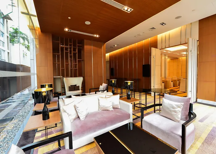 Paradox Sukhumvit 4*