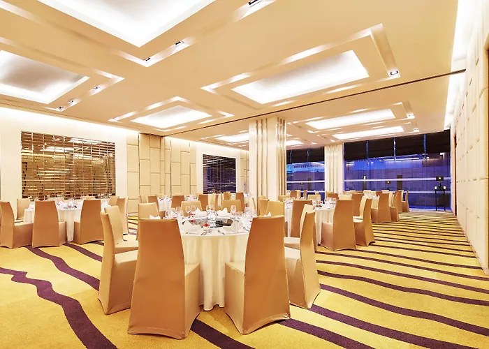 Paradox Sukhumvit Hotel 4*