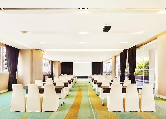 Paradox Sukhumvit