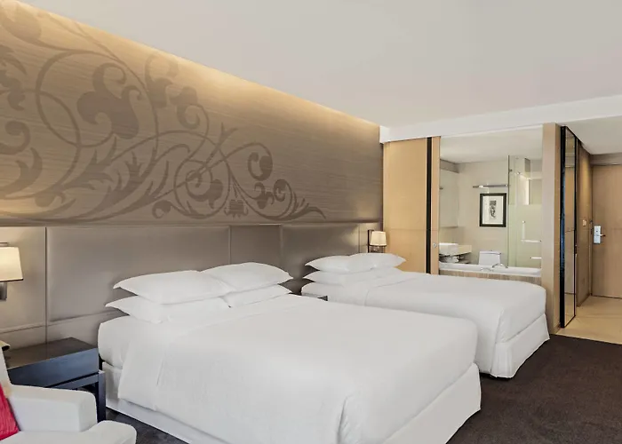 Paradox Sukhumvit Hotel 4*