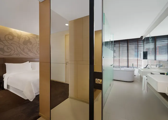 Paradox Sukhumvit 4*