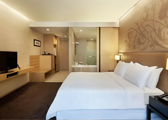 Paradox Sukhumvit 4*