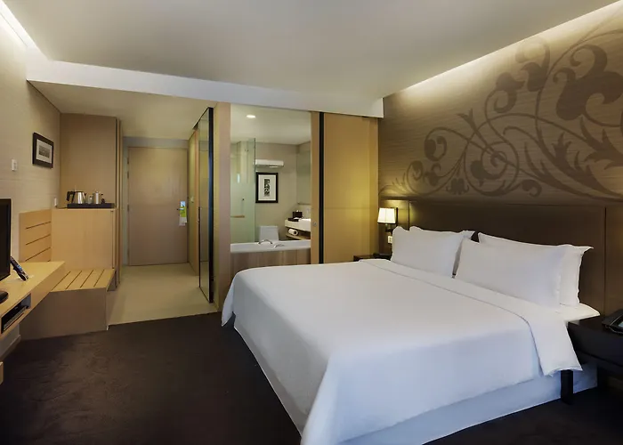 Paradox Sukhumvit Hotel 4*